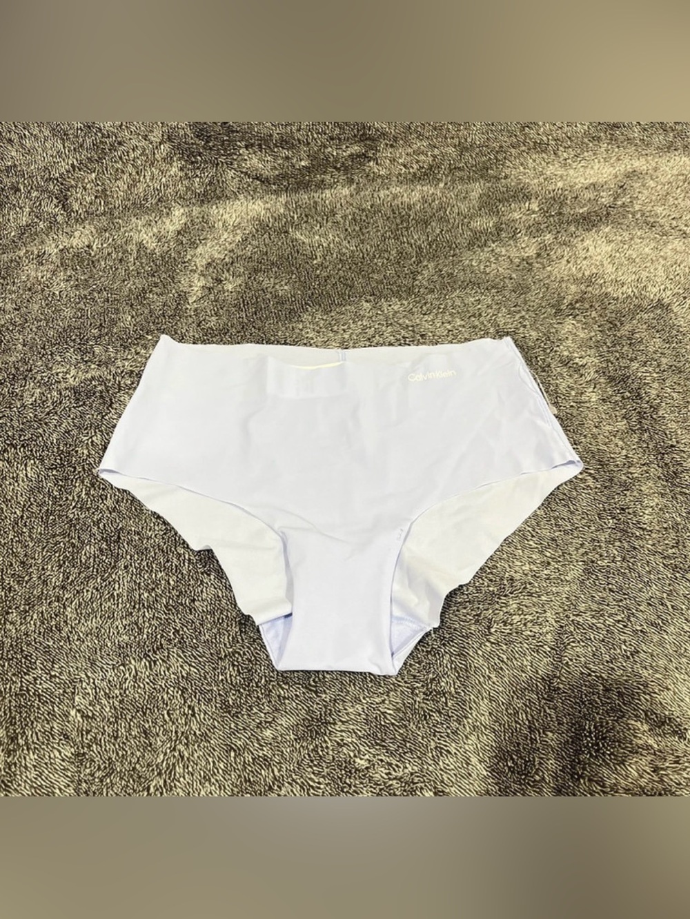 NWOT❗️ Calvin Klein Women's Invisibles Hipster panty size XS
